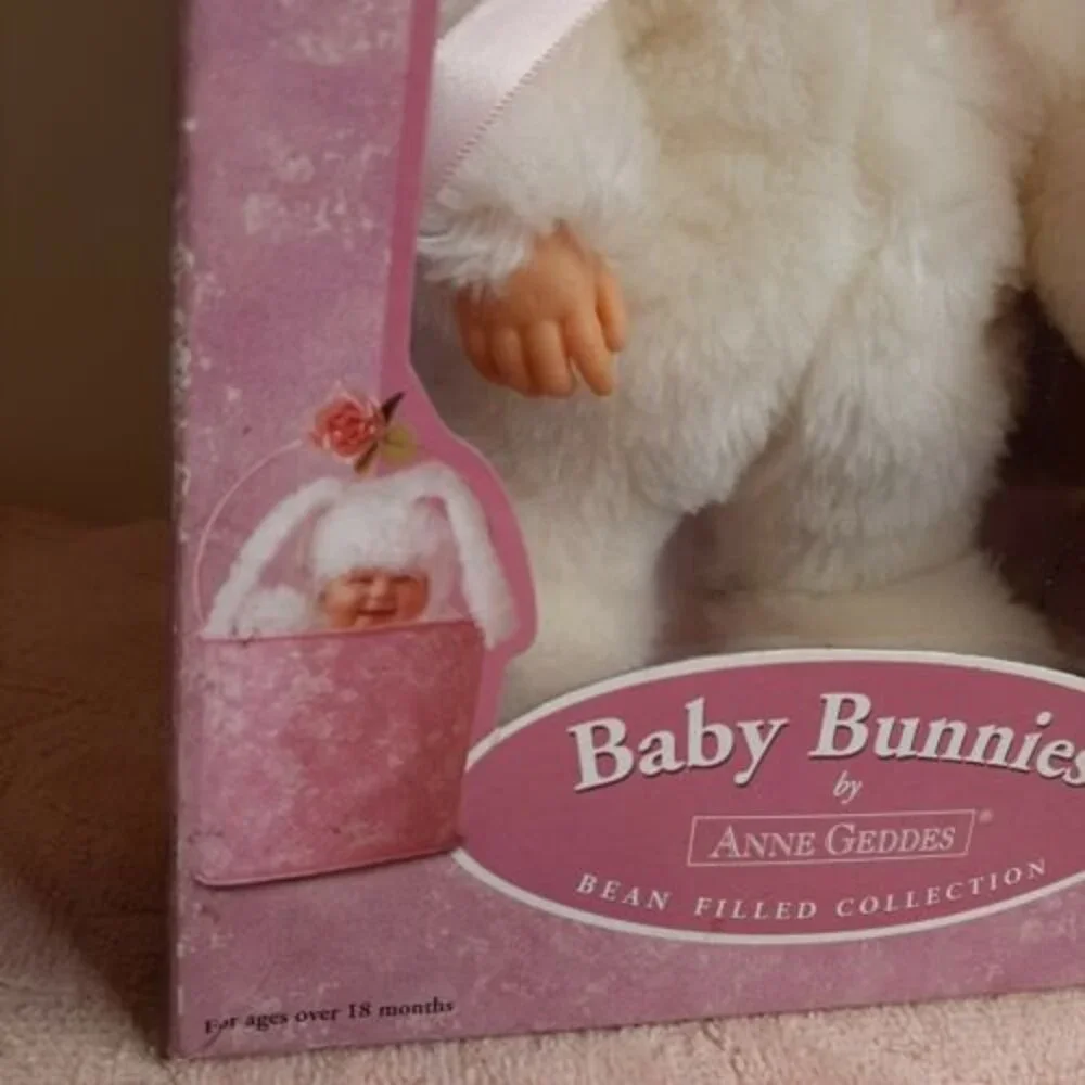 2005 Anne Geddes Baby Bunnies Bean Filled Bunny Rabbit Baby Brown Eyes